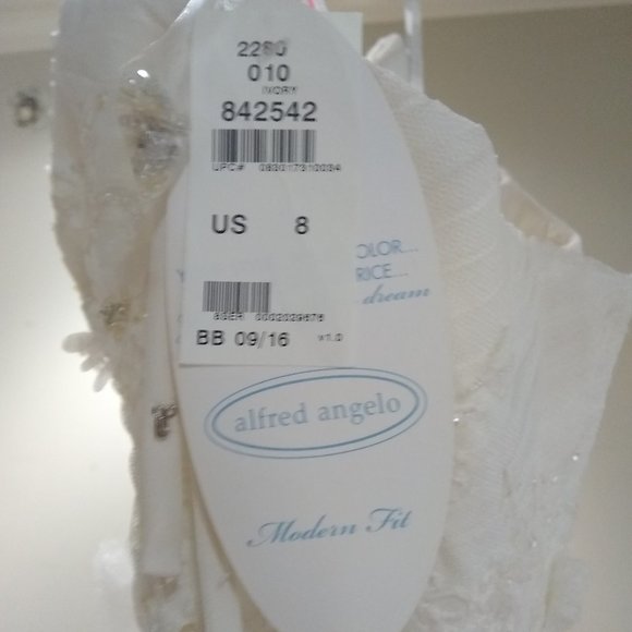 NWT! Alfred Angelo 2280 size 8 - Picture 8 of 8